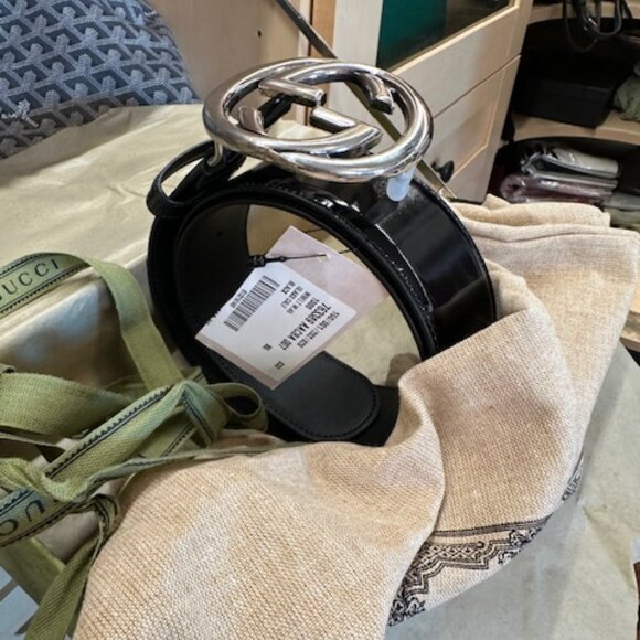 Gucci Interlocking G Logo Patent Leather Black Belt - Picture 7 of 8